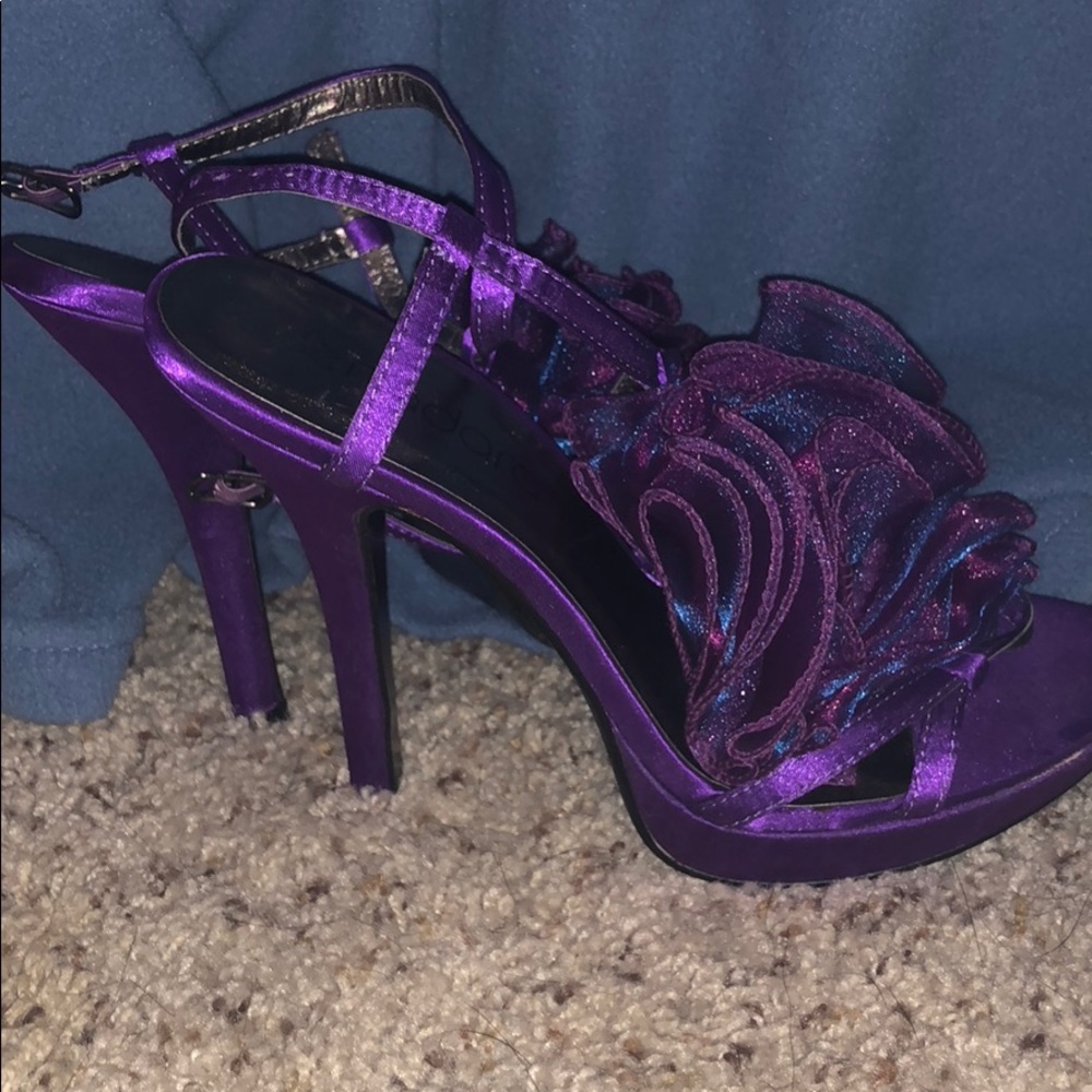 Purple gently used straps heels